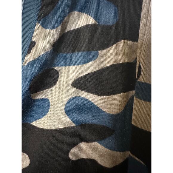 Lularoe Cardigan Button Jacket Blue Tab Black Camouflage 2XL 22/24 20 XXL - Picture 3 of 8